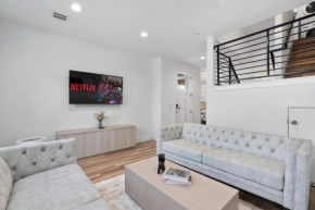 2 Combined Homes - Mins 2 ACL - Formula 1 - Downtown